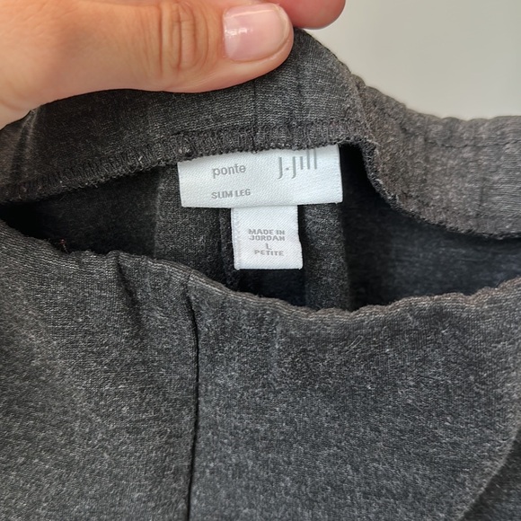 J. Jill Dark Gray Women's Cropped Pants - Picture 3 of 4